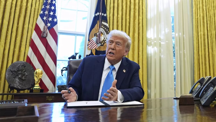 Donald Trump: નોબેલ શાંતિ પુરસ્કાર ન મળવાથી ભડકેલા ટ્રંપ એ ગુસ્સો ઉતાર્યો ICC પર, લગાવ્યા કડક પ્રતિબંધો
