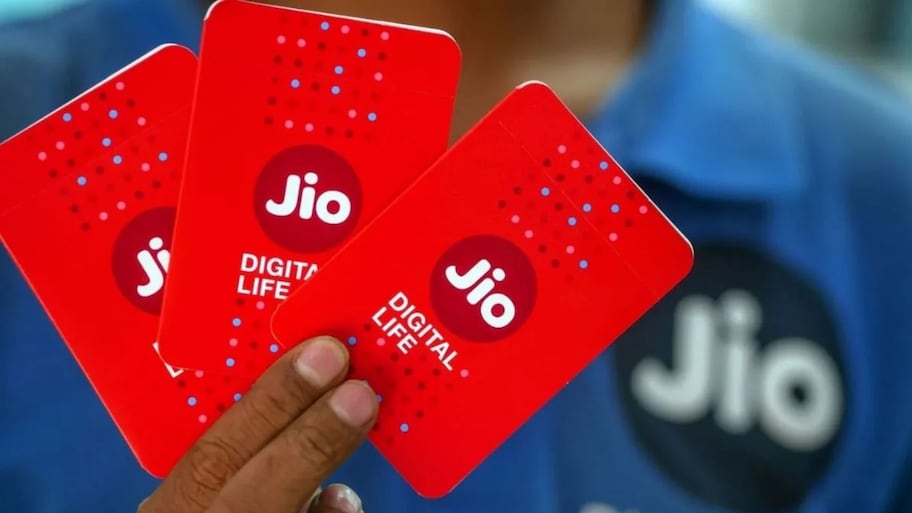 Jio ના જબરદસ્ત પ્લાન, 1 રિચાર્જ અને 3 મહિના ટેન્શન ફ્રી, કિંમત 329 રૂપિયાથી શરૂ
